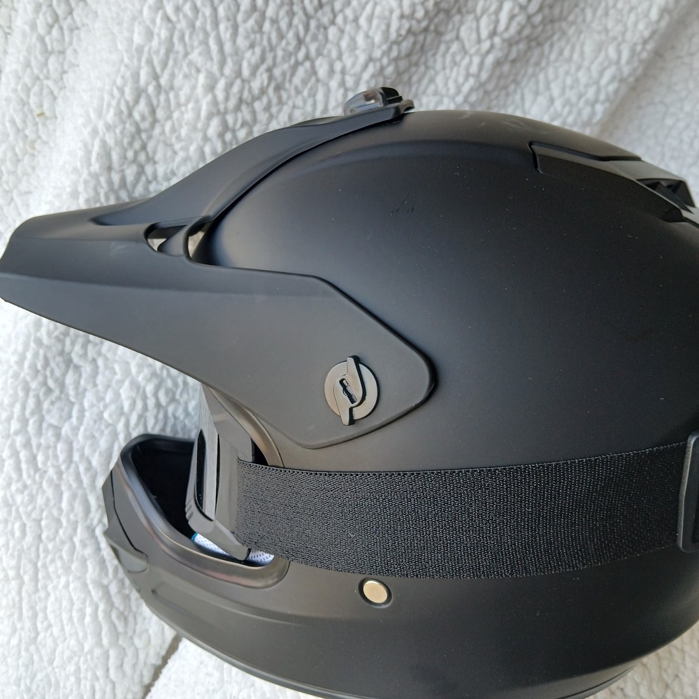 Helmet Roozo