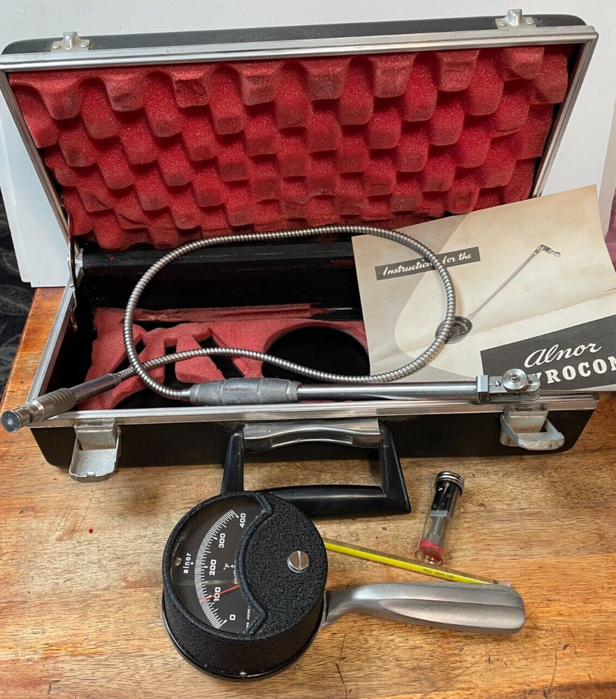 ALNOR PYROCON 4000A TEMPERATURE TESTER IN CASE Tested Nice