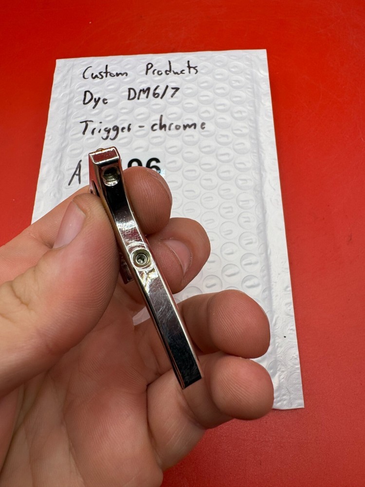 Custom products Dye DM6/7 Trigger-Chrome