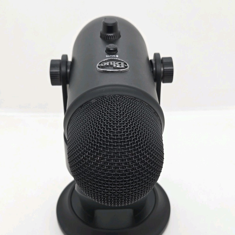 Blue Yeti USB Condenser Microphone Black Multiple Polar Patterns Mute Switch