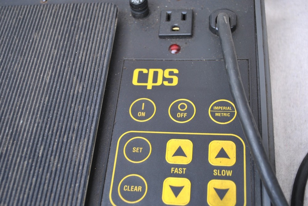 CPS COMPUTE-A-CHARGE Model CC700