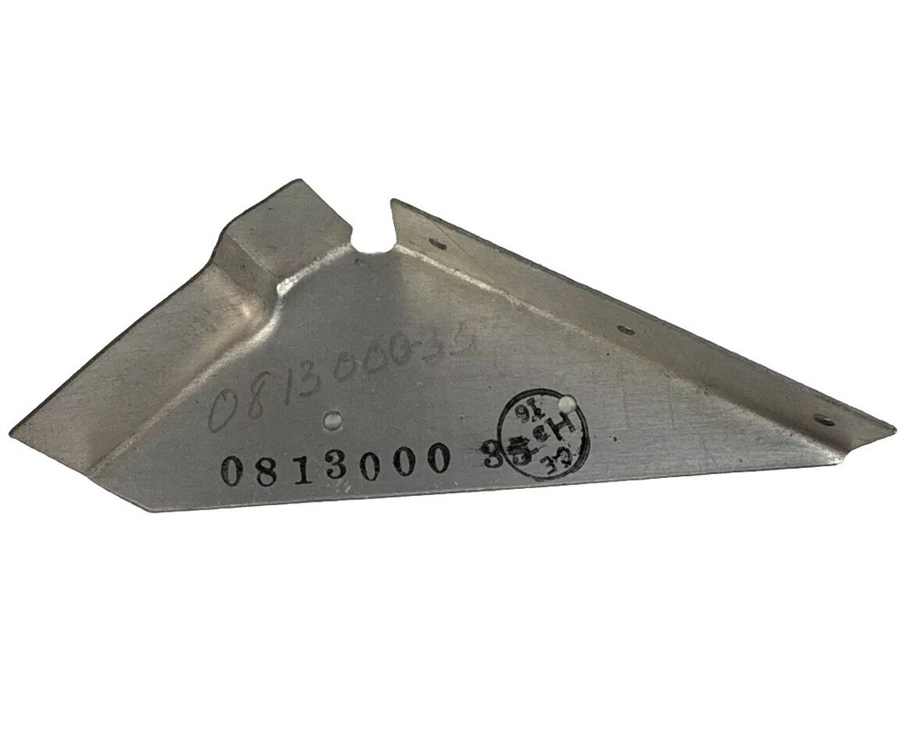 0813000-35 Cessna Bracket NEW