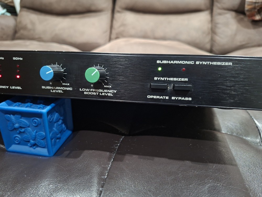 DBX 120x Subharmonic Synthesizer