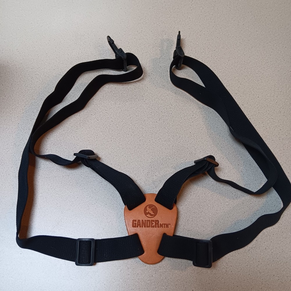 New Vintage Gander Mountain Binoculars Harness