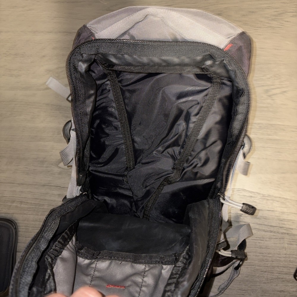 CamelBak Cloud Walker Hydration Pack Backpack Black Gray NO Bladder