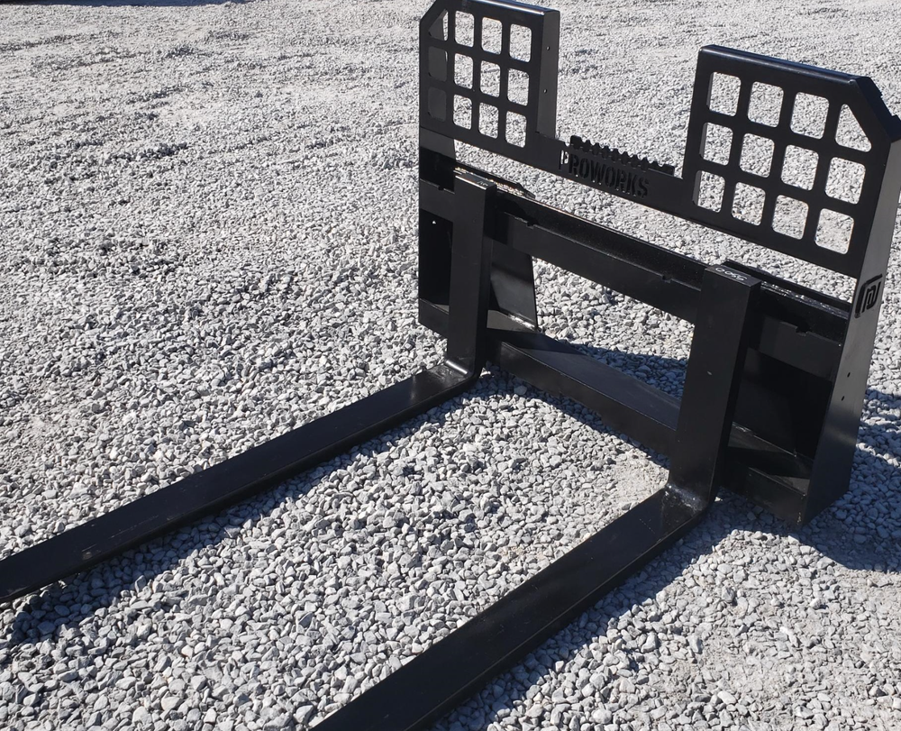 60" Root Grapple Grease and 48" Walk Through Pallet Forks Combo Quick Attach