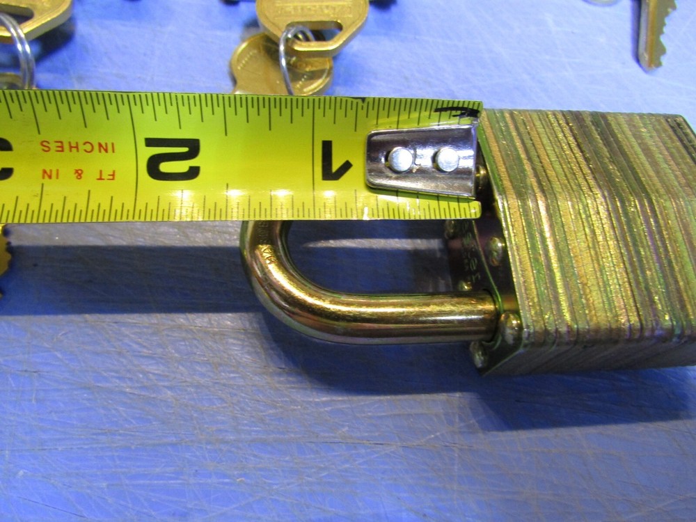 4 Master Lock DG Padlock US SET Keyed Different Hardened Key retained when open