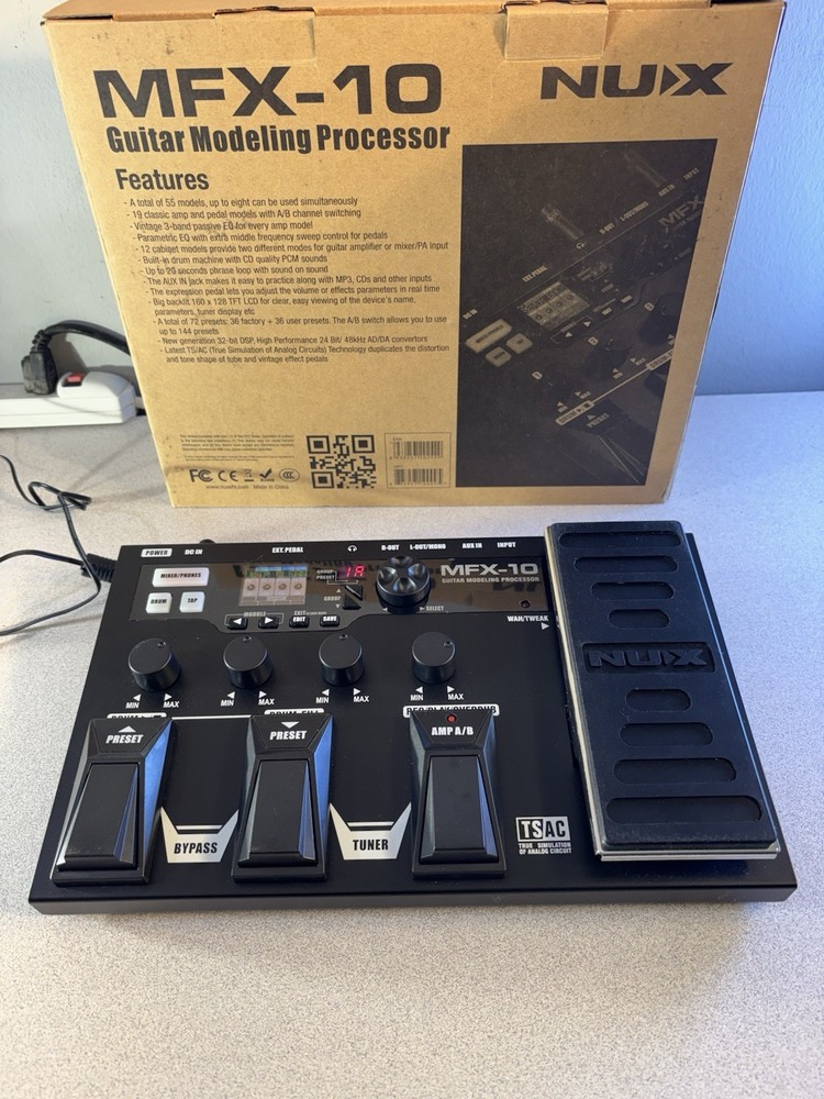 NUX MFX-10 Multi-Effects Processor Effects Pedal