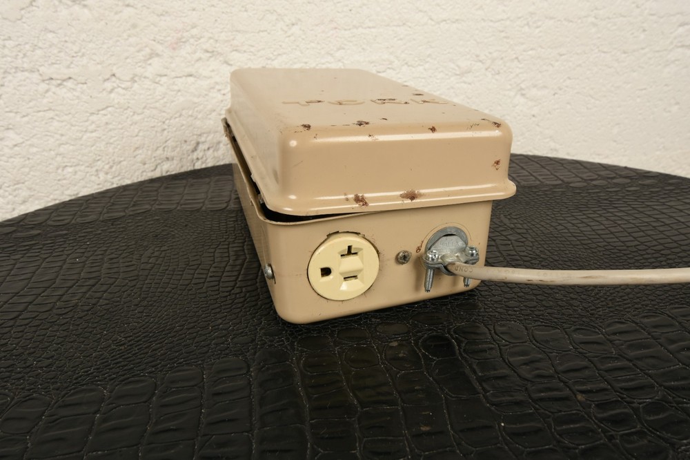 Tork D-100 One Channel Time Switch Control 7 Day Scheduling Timer