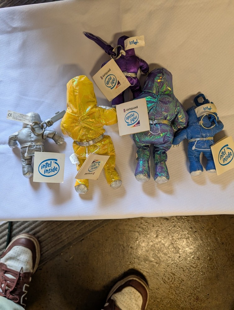 Intel Bunny People Lot