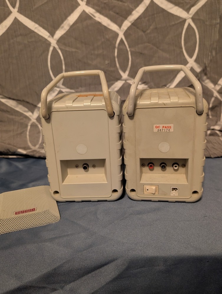 Vintage 90s Legend" brand portable computer speaker UNTESTED