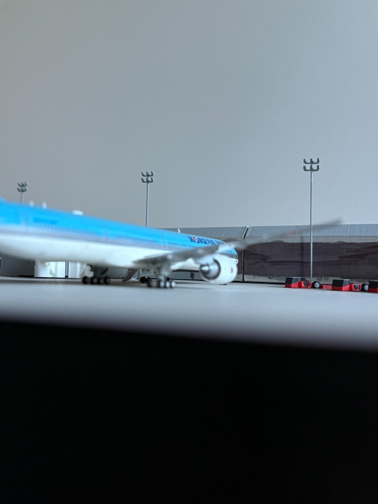 1:400 Airport Flood Lights (6-Pack)