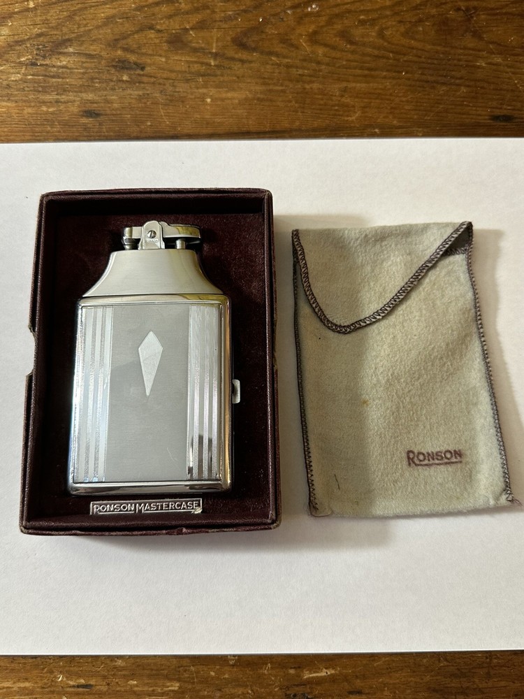 Vintage ®Ronson Mastercase Cigarette Case & Lighter Original Box With Felt case