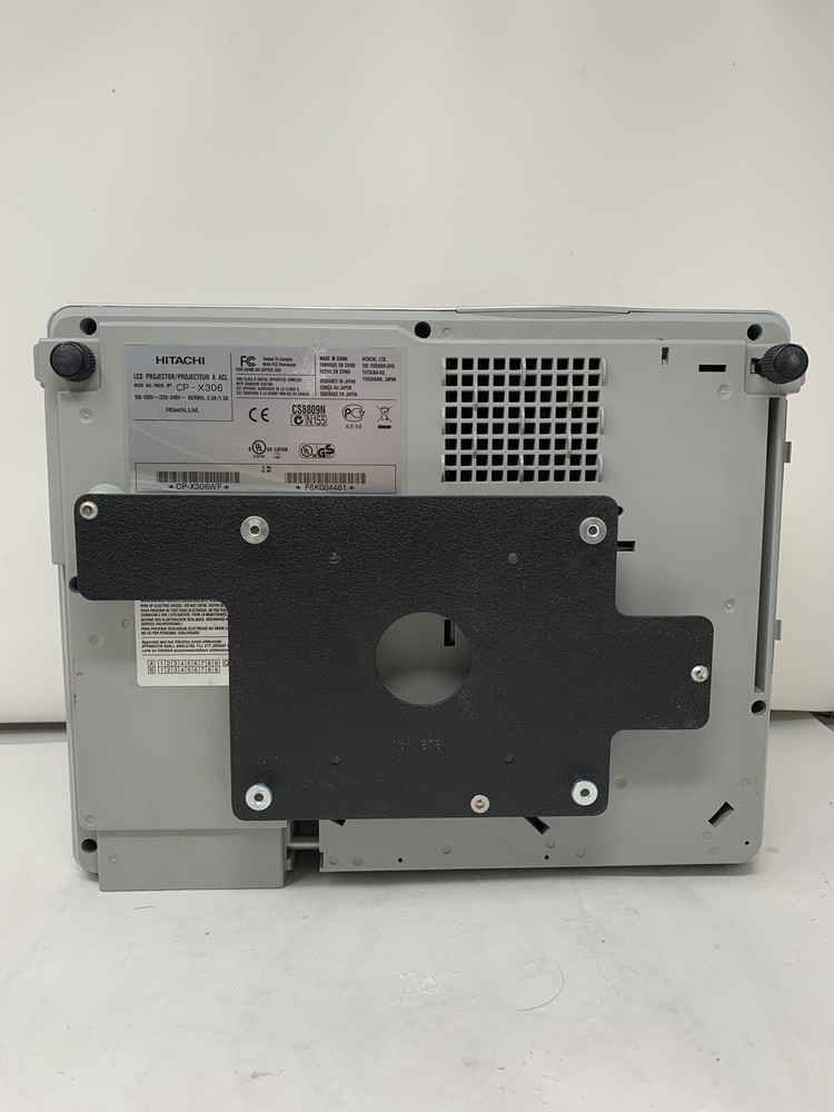 Hitachi CP-X306 3LCD Projector