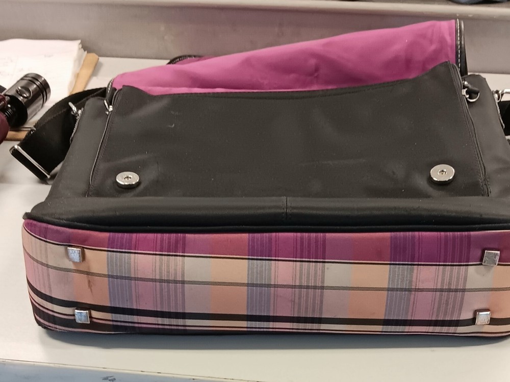 Targus Prism Messager Notebook Case