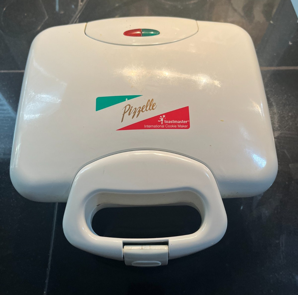 Toastmaster 208 Pizzelle Baker/ Cookie Maker, works