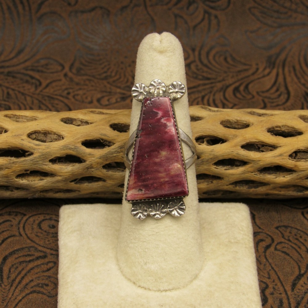 *Spiny Oyster Sterling Silver Ring Size 7.25