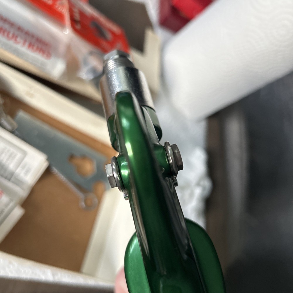 Binks Model 700 Spray Gun