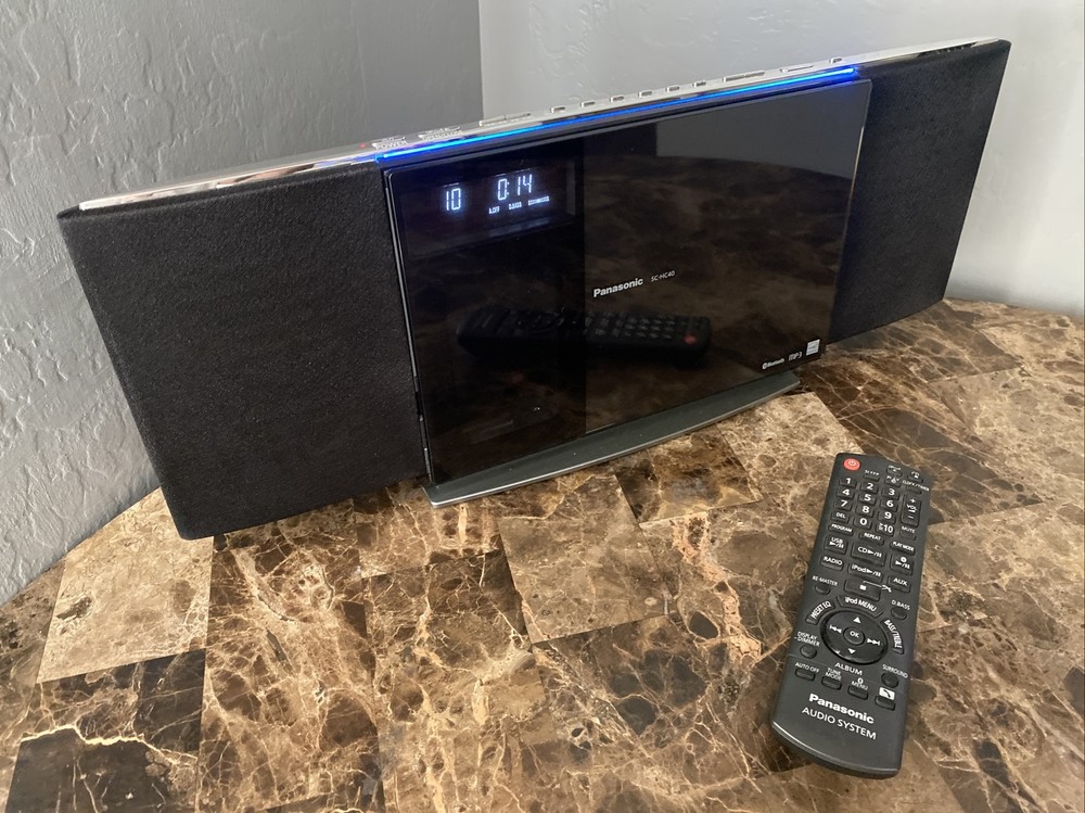 Panasonic SC-HC40 Compact Audio System W Remote CD IPod USB AM FM Bluetooth