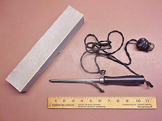 Antique REX ELECTRIC 110 VOLT CURLING IRON w/SOCKET PLUG-IN Original Box