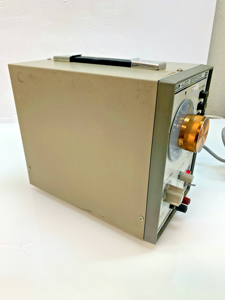 Tenma Audio Generator Model 2-455 S8296