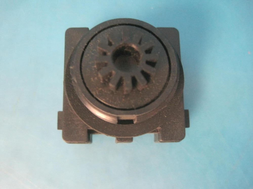 HSS03-SHWE-CBFSR SELECTOR SWITCH New in Box