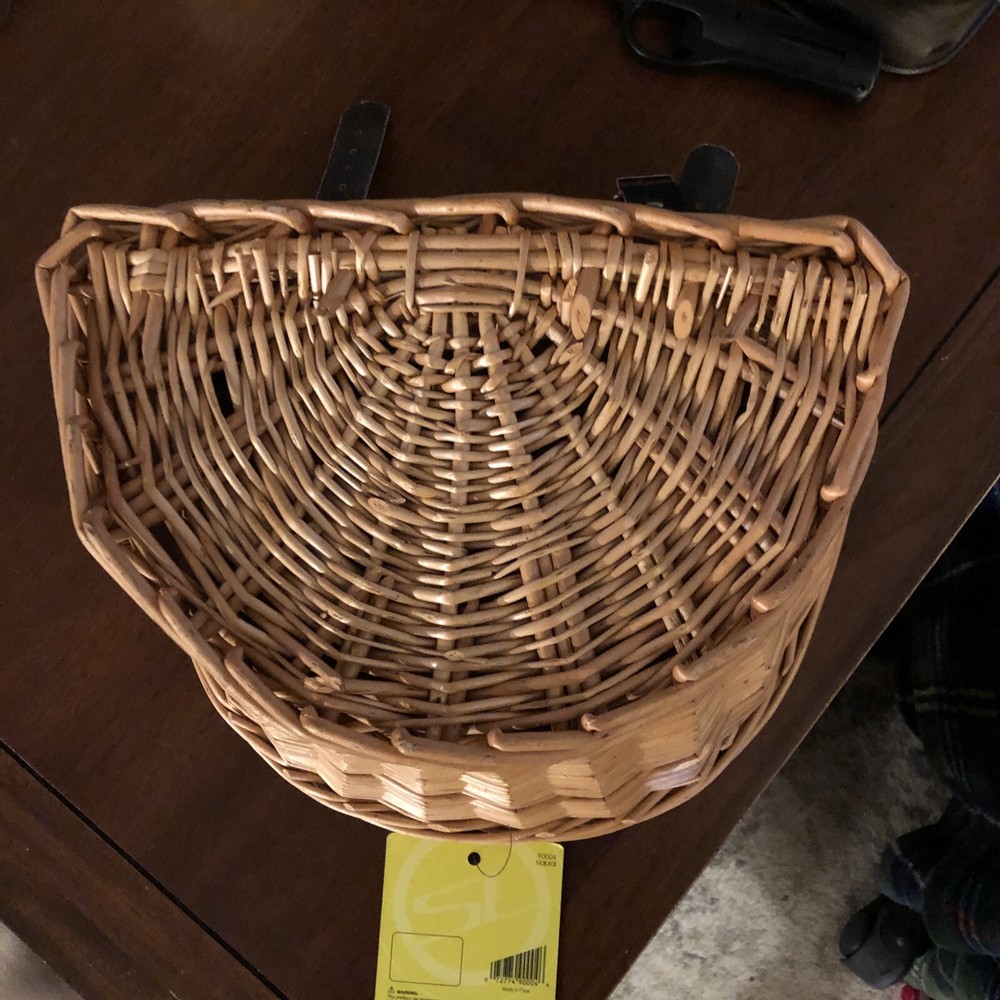 Sunlite - Classic Willow Front basket W/ 2 Strap Handlebar Mounting14x10x8.5”.