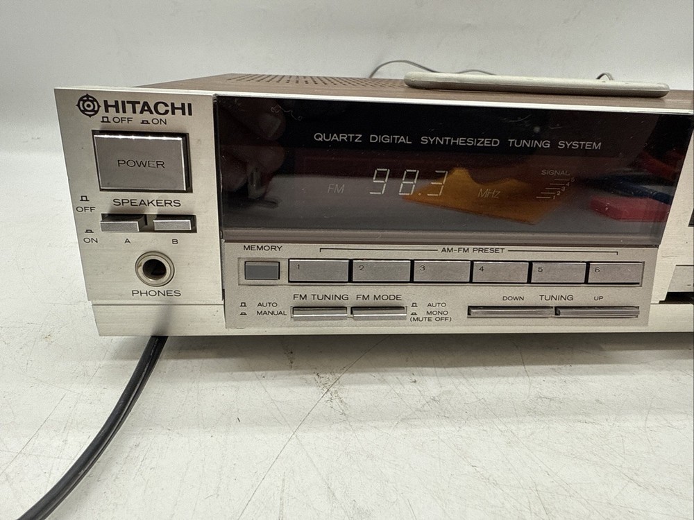 Hitachi HTA-3000 AM/FM Stereo Tuner Amplifier Tested, Works.