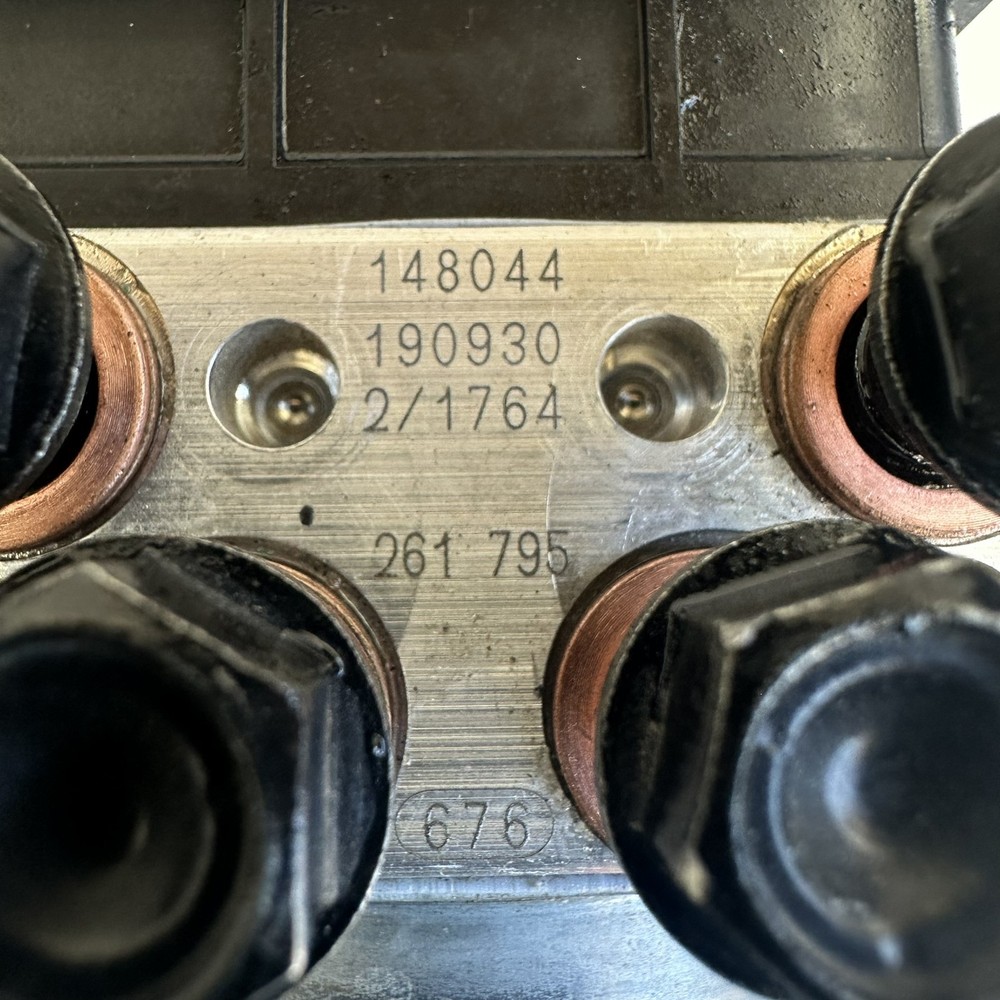 Royal Enfield Interceptor 650 2020 ABS pump modulator controller block unit