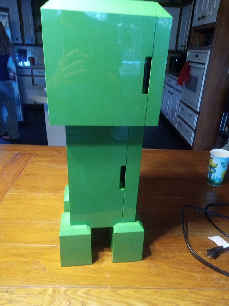 Minecraft Creeper Mini Fridge