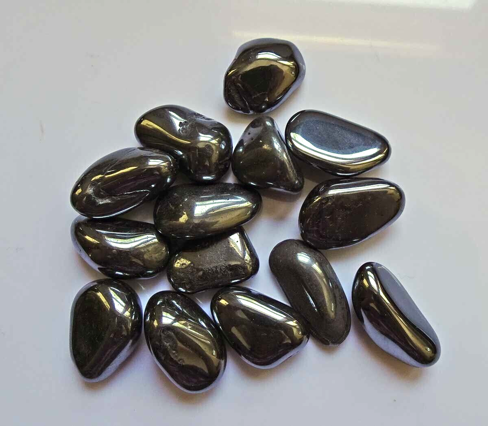 Hematite - 14 Tumbled Stones rt422c