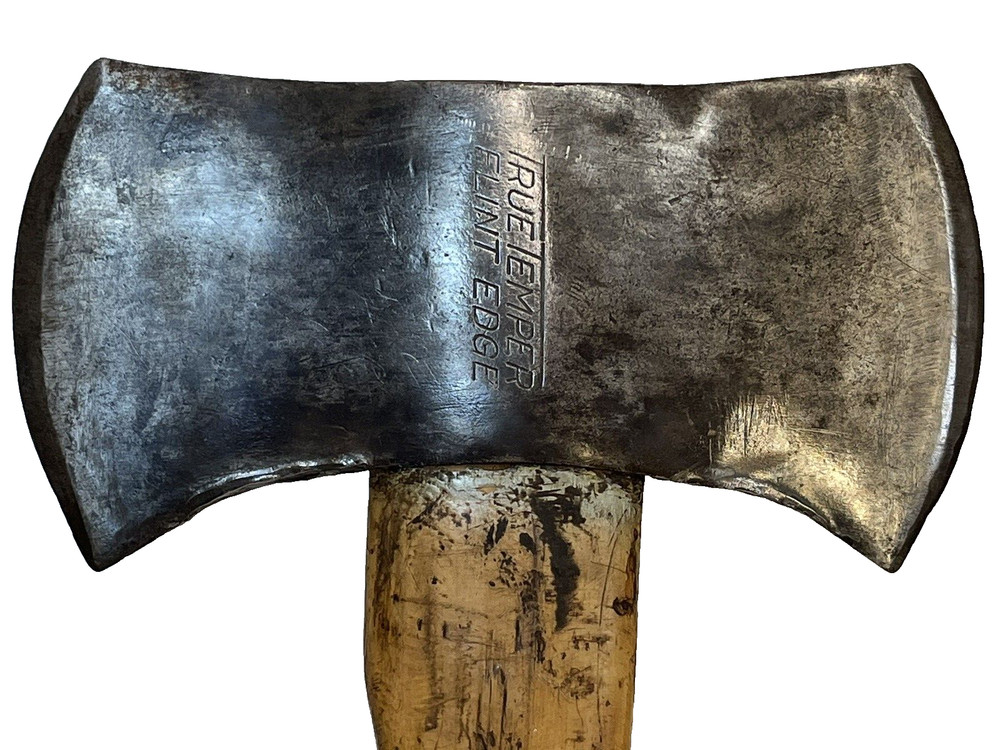 RARE VINTAGE TRUE TEMPER FLINT EDGE SADDLE AXE /CRUISER DOUBLE BIT AXE 8"