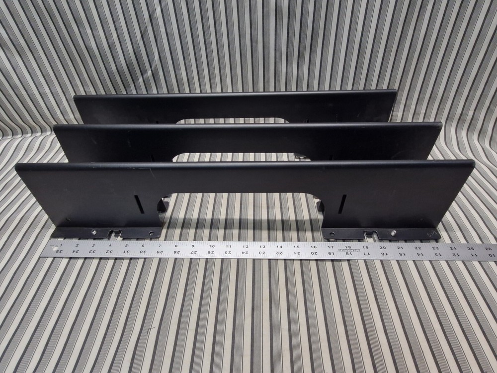 APC AR8172BLK Solid Cable Partition for NetShelter 750mm Front Wide Enclosure