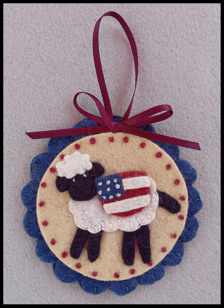 PATTERN!~*StArS & StRiPeS*~Patriotic Americana Ornaments~wool applique~ PATTERN!