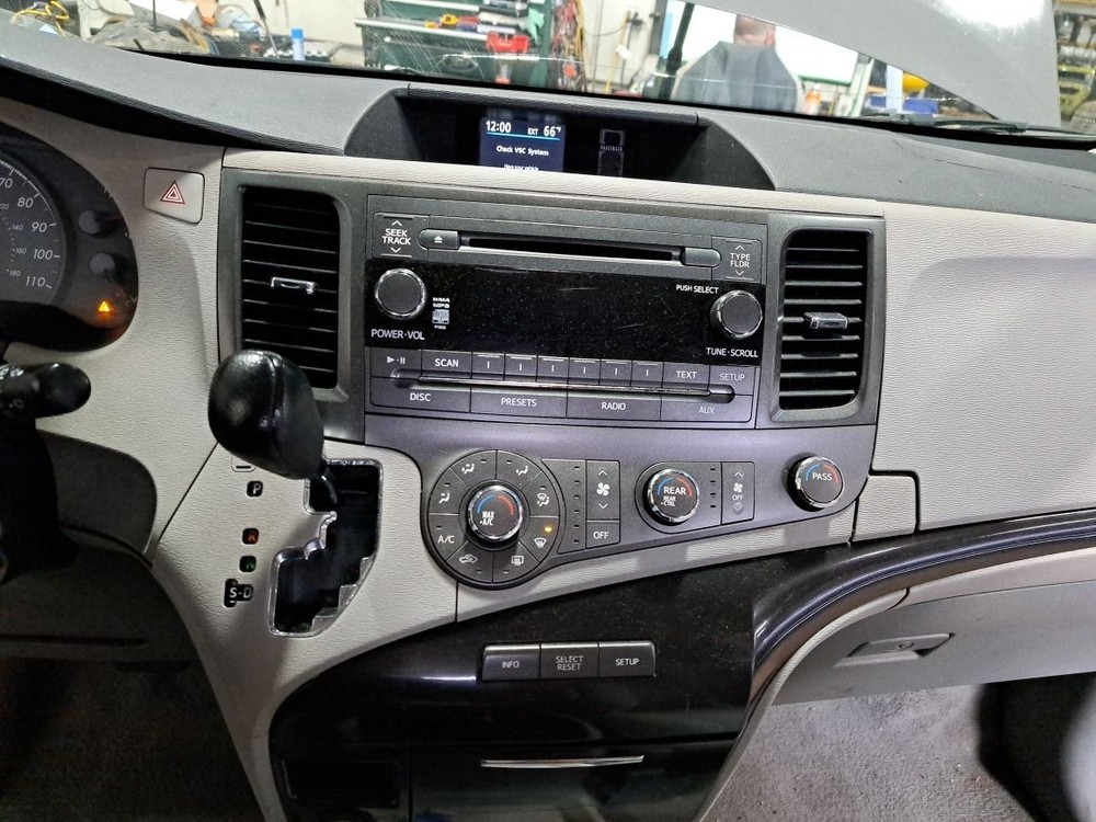 Rear 2011 Sienna Camera/Projector Sku#4236433