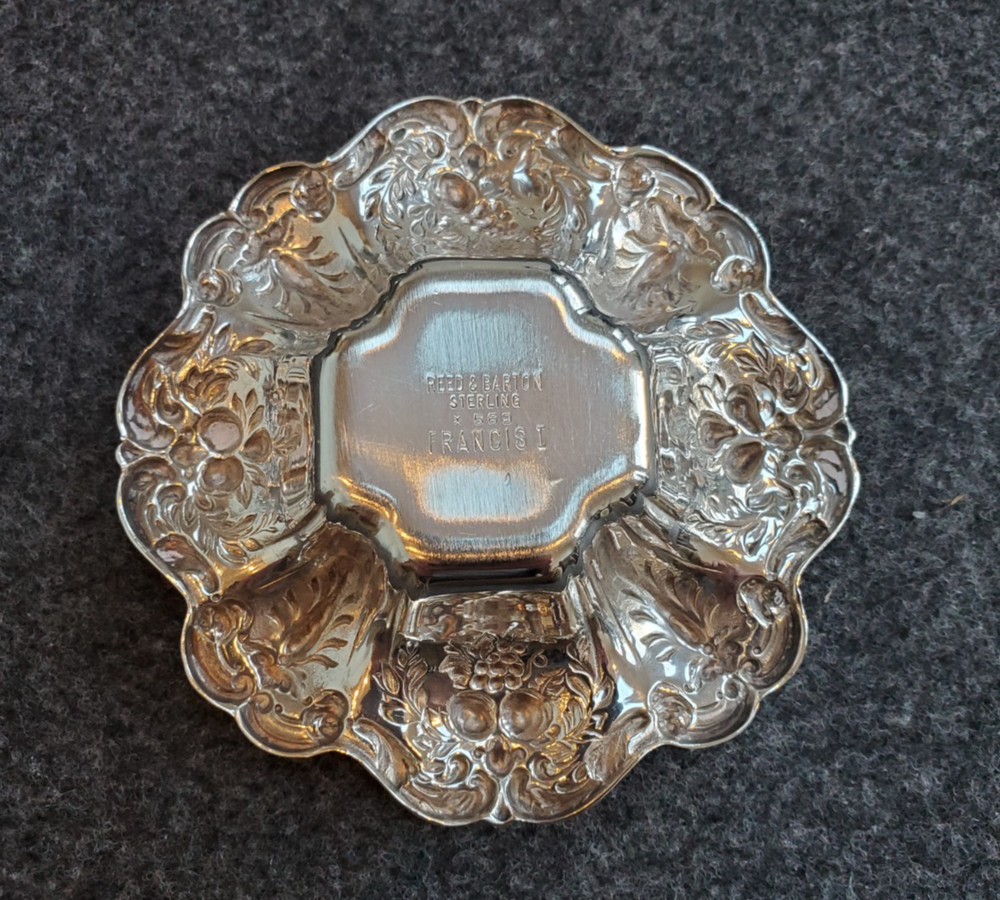 Reed & Barton - Francis I - Sterling Silver Nut Dish, Fruit Variant X569