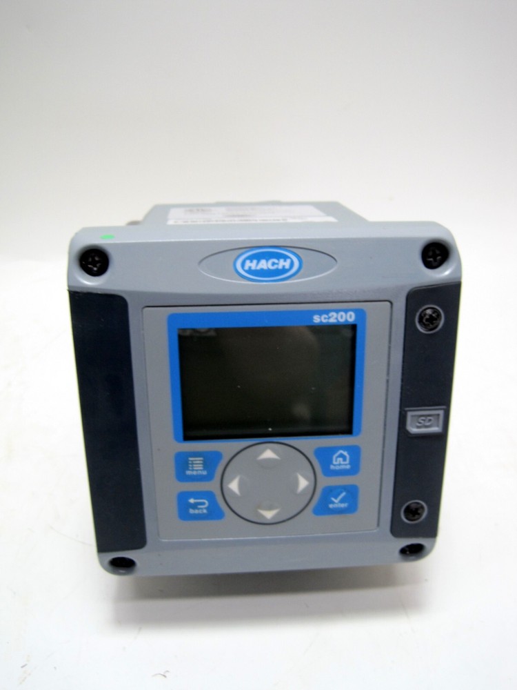 Pre Owned HACH sc200 Universal Controller LXV404.99.00552