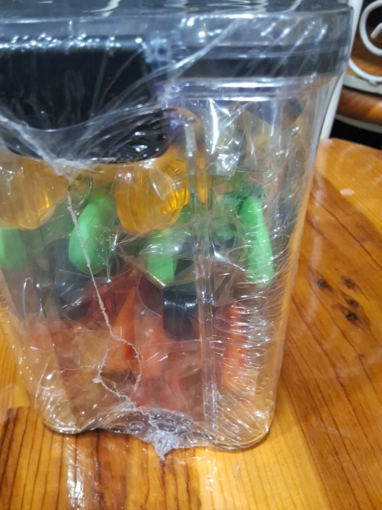 Plastic Refrigerator Magnet Clips Sets，Snacks Bag Clips，Multipurpose Clips