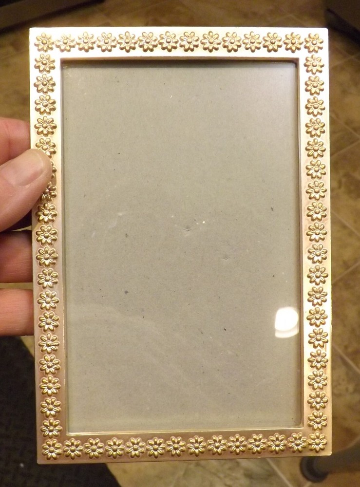 Vintage ELSAL Inc. Picture Frame