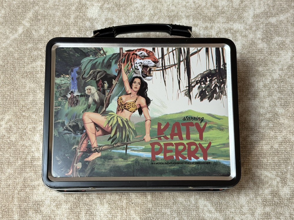 Katy Perry Collectible 2013 Prism Roar JUNGLESCOPE Lunchbox - NEVER USED!