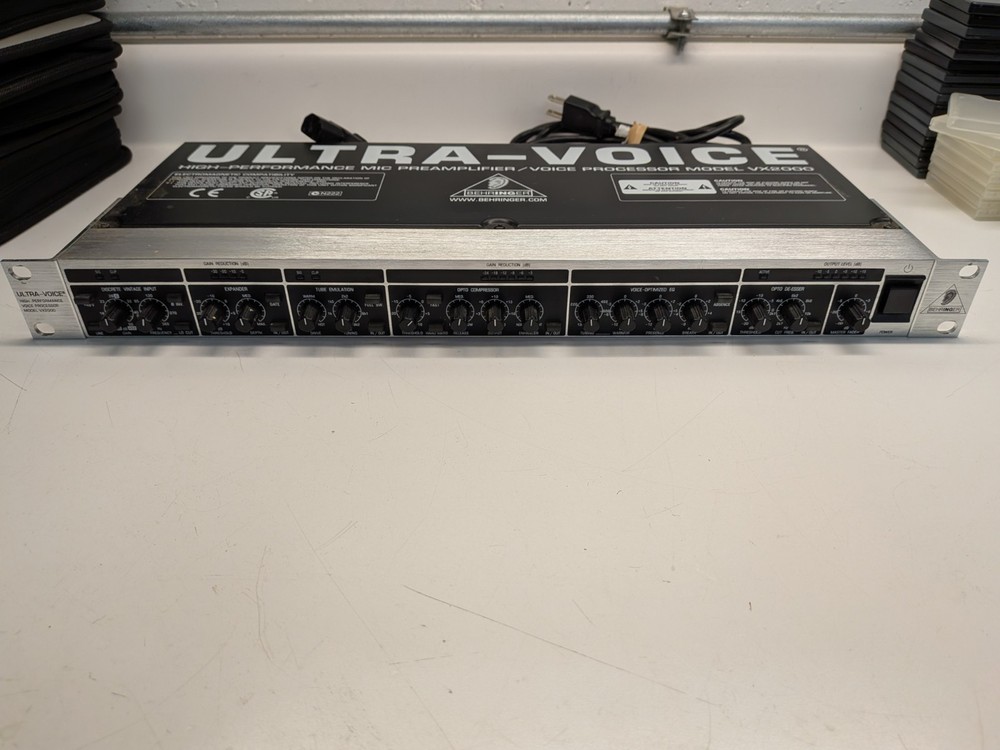 Behringer VX2000 Ultra-Voice Pro Mic Preamp / Voice Processor