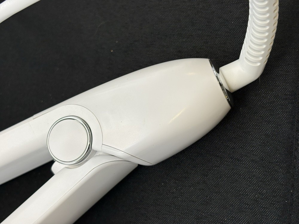Nori Press Handheld Steam Iron - White