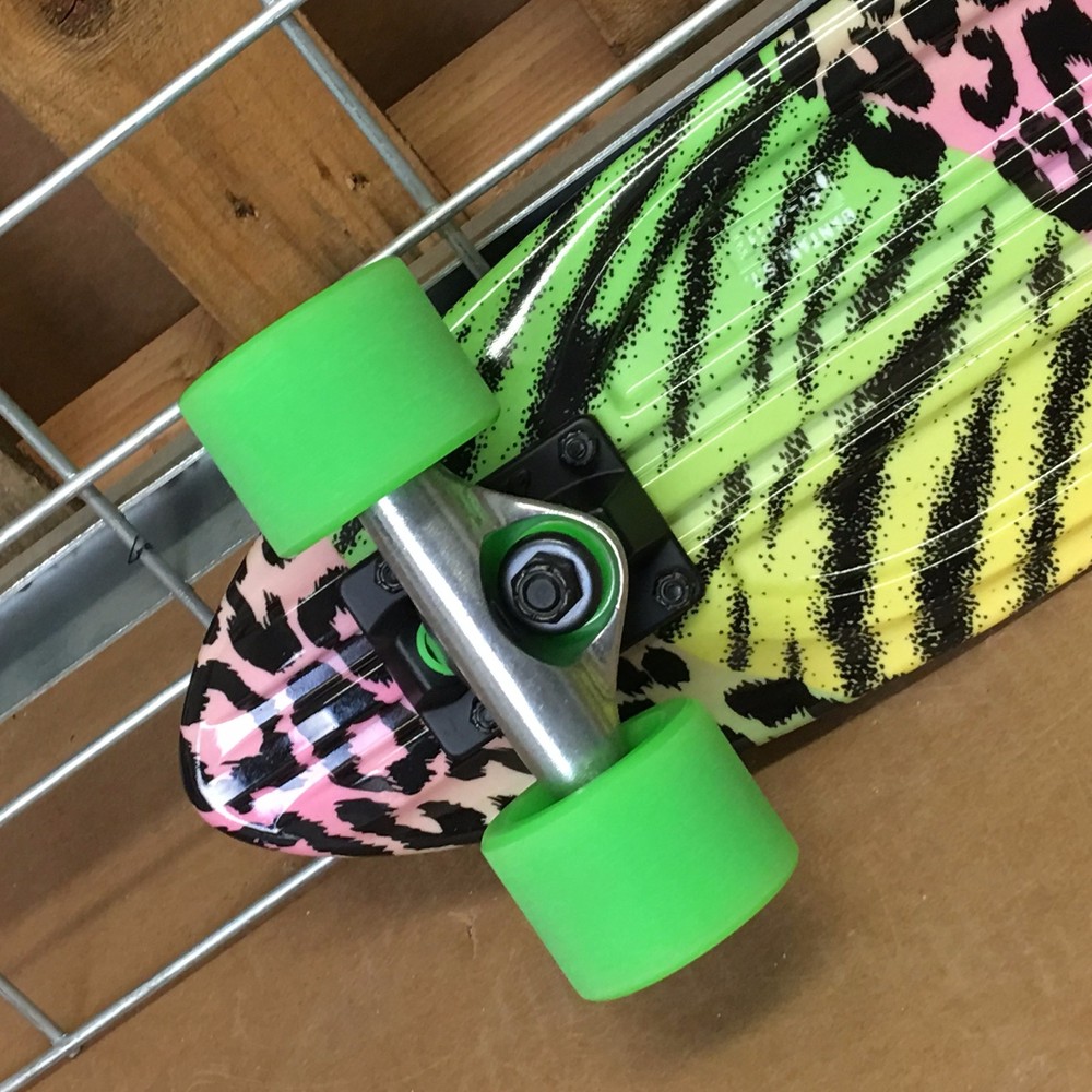New Globe Bantam Graphics ST Rad Cat Complete Skateboard - 23in