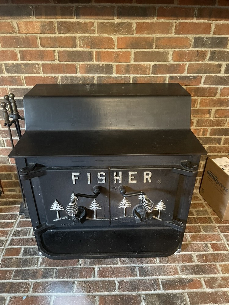 Fisher Grandpa Bear Wood Stove with Screen   *Includes Wheel Kit*
