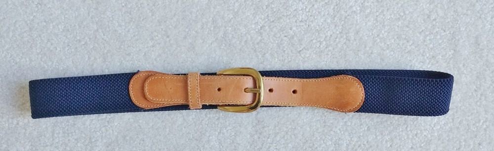 WOMANS  NAVY BLUE  STRETCH   BELT