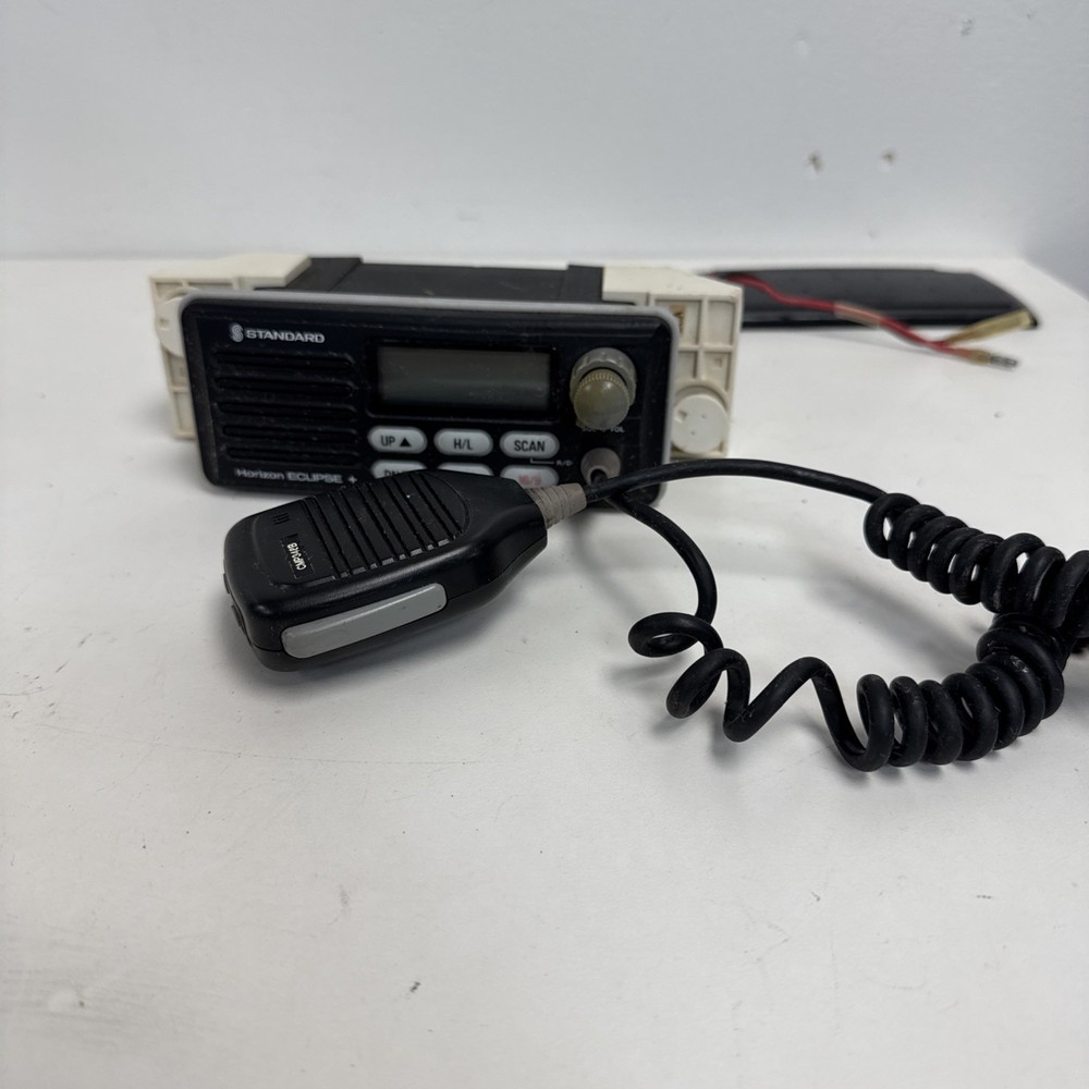 Standard Horizon ECLIPSE + Radio - Untested