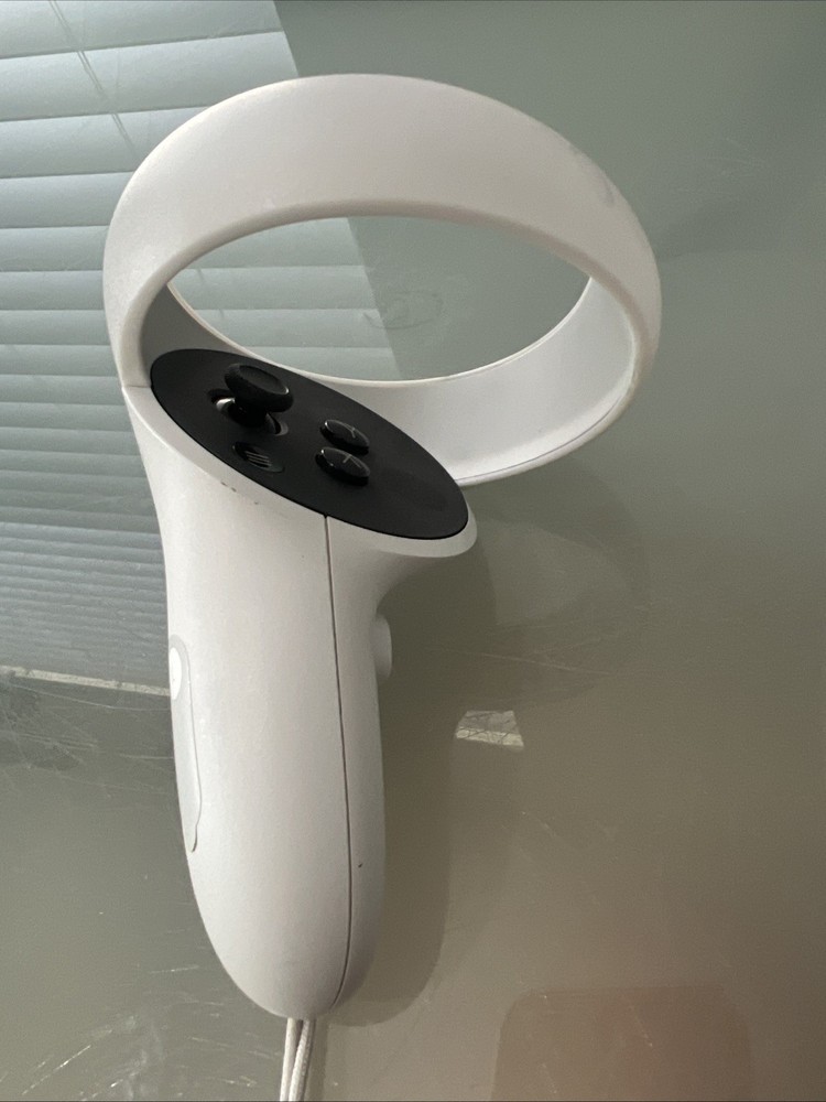 Meta Oculus Quest 2 Advanced All-In-One VR Headset - White