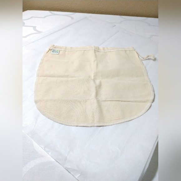 ONE NEW GO NUTS Milk Bag Drawstring