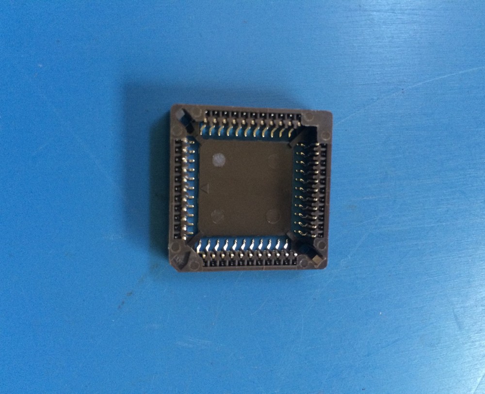 821979-3 AMP CONNECTOR 44 POSITION IC SOCKET PLCC SMT