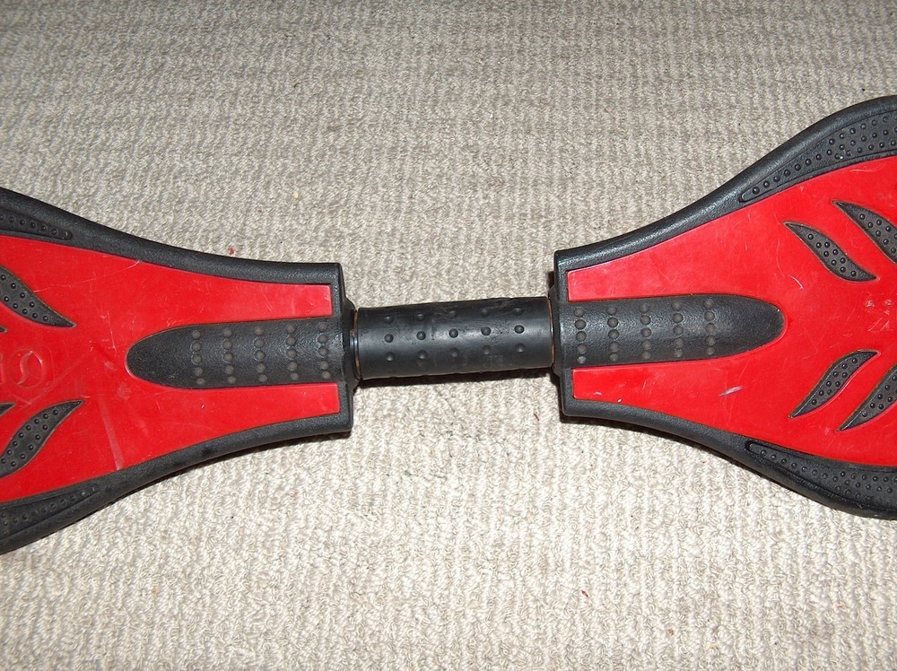 Razor Ripstik Ripstick Skateboard Caster Board 33" Black RED